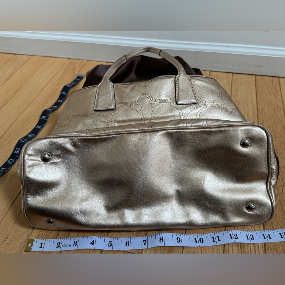 Coach Signature “C” Stitched Gold Leather Metallic Kiss lock Tote Handbag - Picture 16 of 16